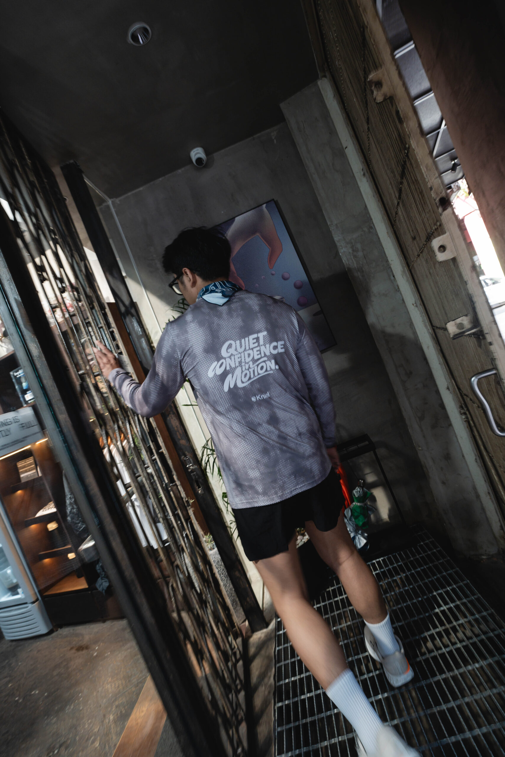 Confydn Series Men Long Sleeve [NEW] – Jersey Running Olahraga Kniel Movement Collection