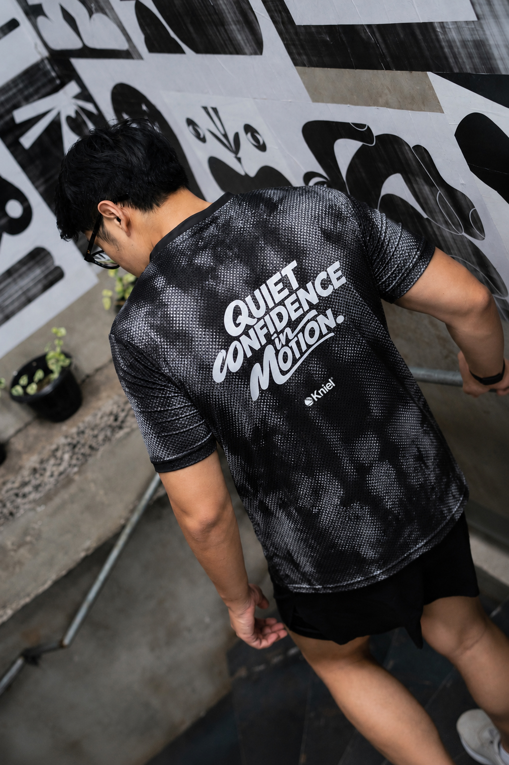 Confydn Series [NEW] Meng Short Sleeve – Jersey Olahraga Pria Kniel Movement Collection - Detail