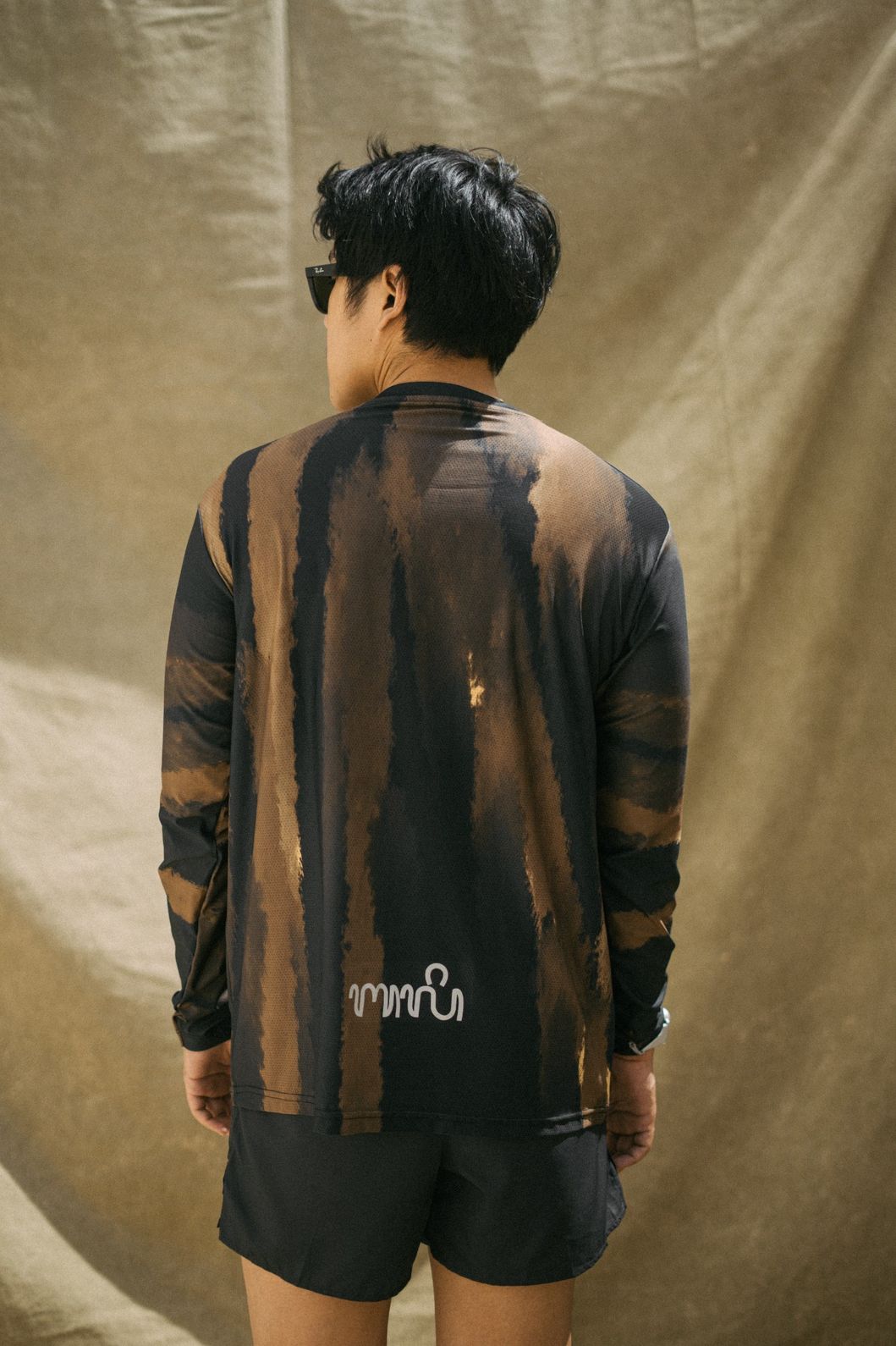 CITY SERIES – Bali Edition [NEW] – Running Jersey Long Sleeve Men with “Bali” Text - Detail
