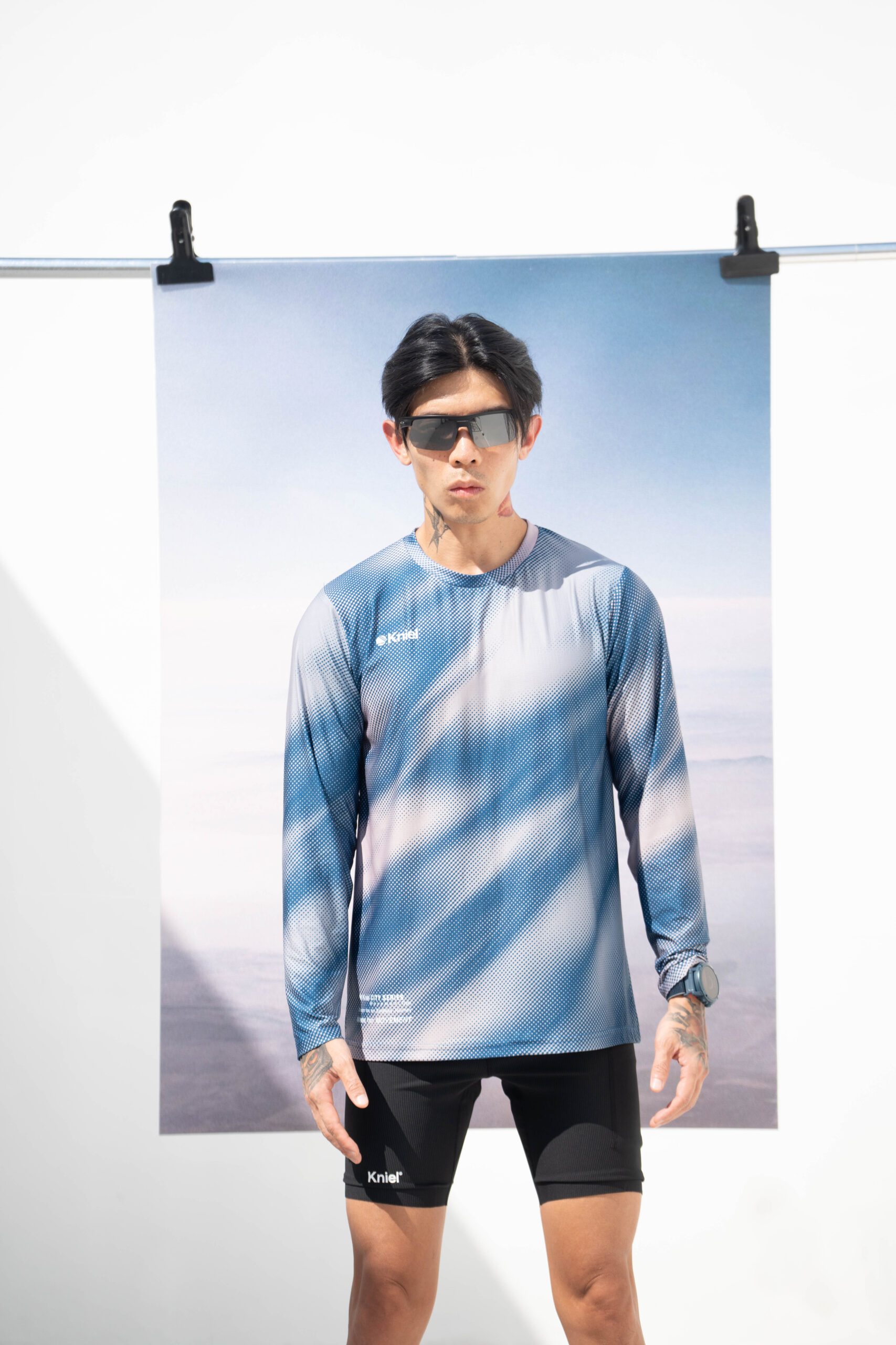 Jakarta Series Vol 3 [NEW] Men Long Sleeve – Jersey Olahraga Prria Kniel Movement Collection - Detail