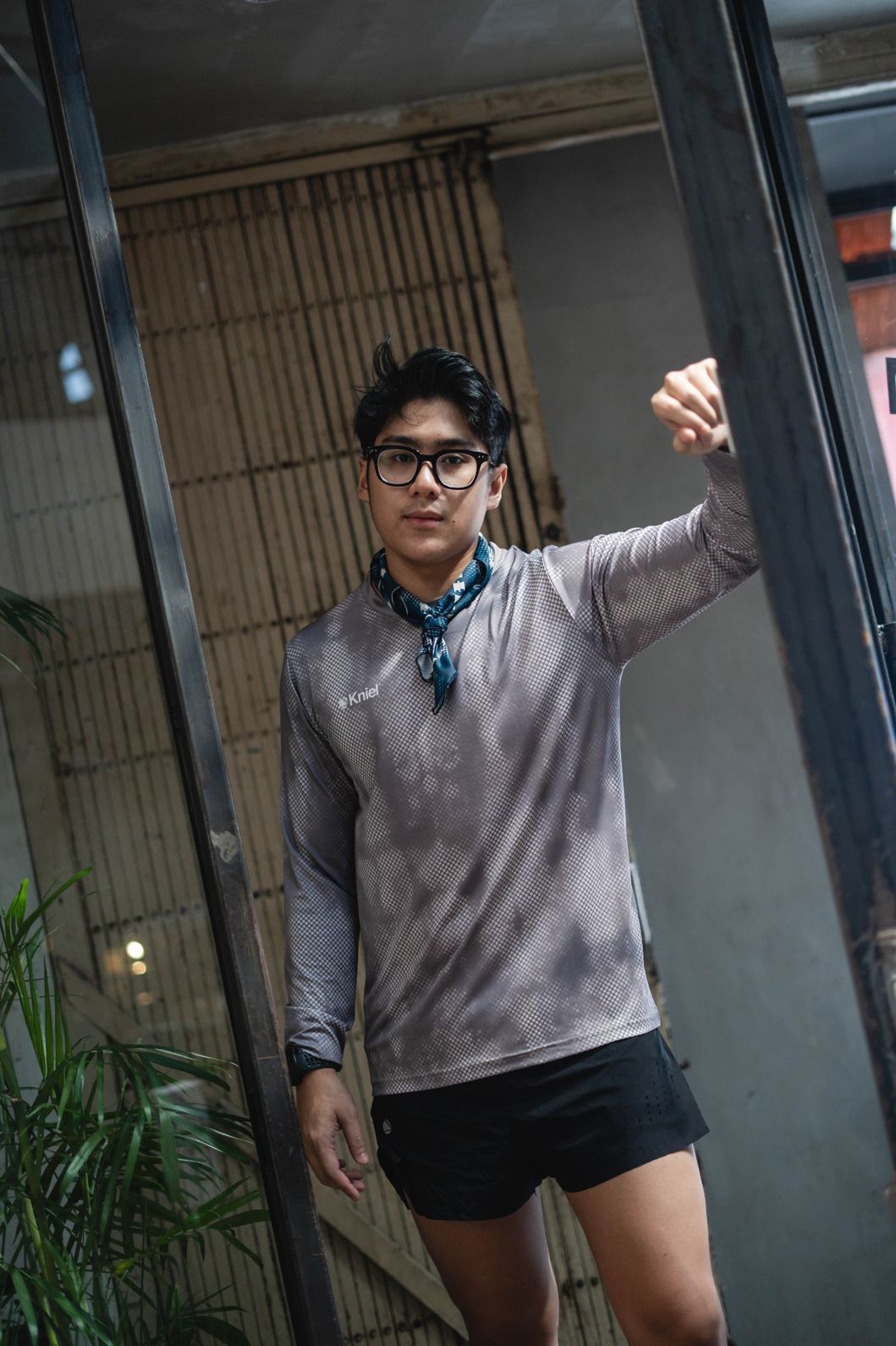 Confydn Series Men Long Sleeve [NEW] – Jersey Running Olahraga Kniel Movement Collection - Detail
