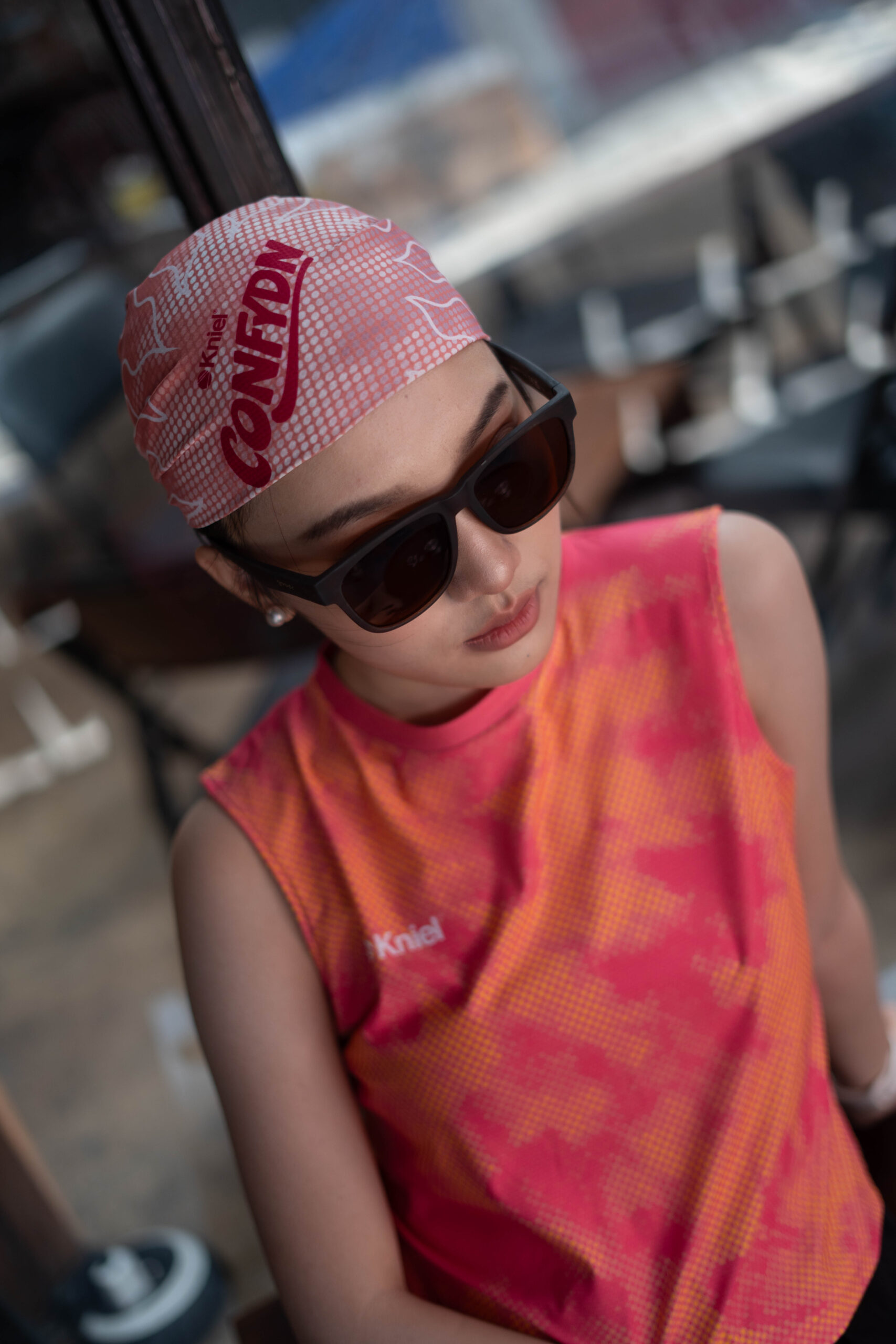 Confydn Series Women Sleevless Length [NEW] – Jersey Running Olahraga Kniel Movement Collection - Detail
