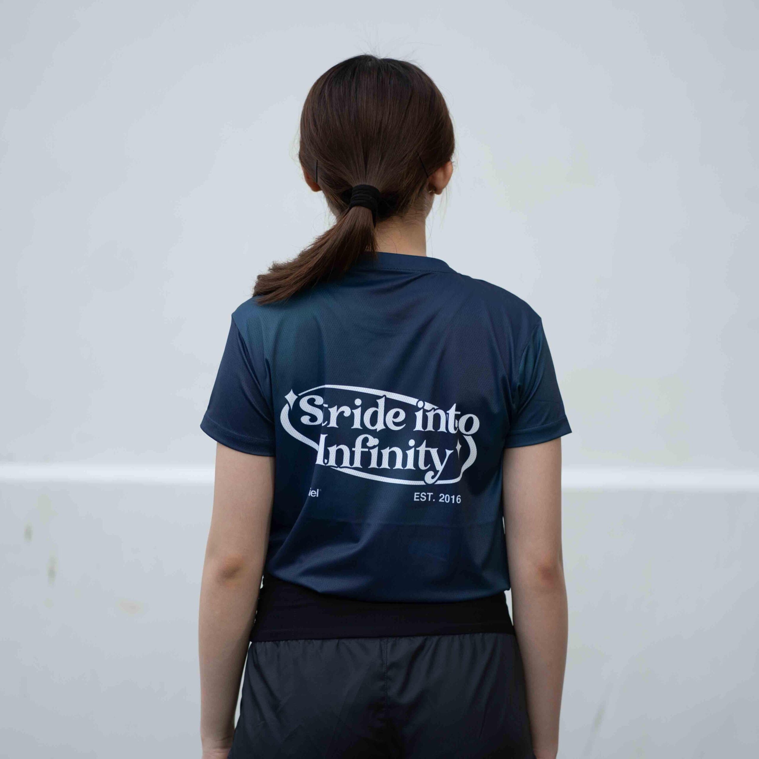 Aerion+ Women Series Tshirt – Running Jersey Olahraga Kniel - Detail